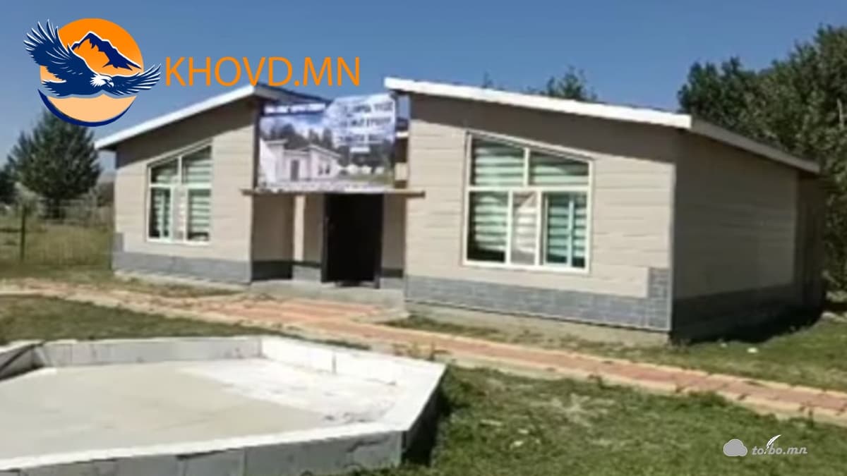 Б.Гантулга  зээлүүлсэн  мөнгөнийхөө оронд Жаргалант сумын ЗДТГ-ын даргаар ажиллаж байсан Т.Цагаанхишигээс  0.5 га газрыг ойн бүсэд авсан гэв.
