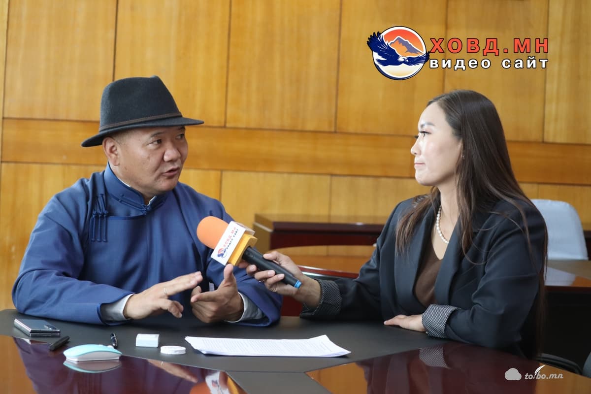 О.АМГАЛАНБААТАР: Монгол хүн боловсрол мэдлэгт шүтэж байж л Дэлхийн хэмжээнд хөгжинө.