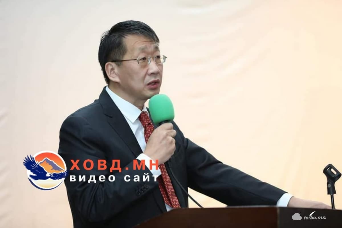Л.Энх-Амгалан Боловсролын салбарыг улс төрөөс ангид байлгах тал дээр анхаарч байна