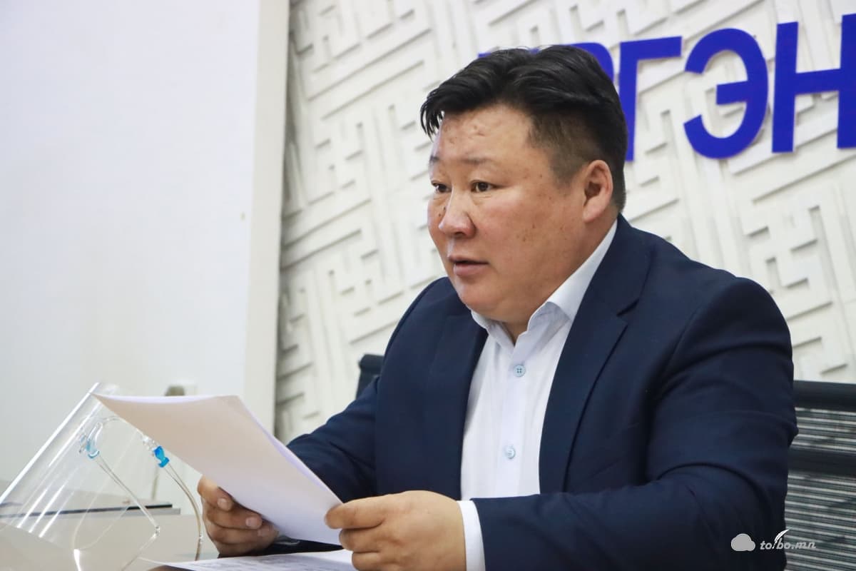 Ковид-19-ийн вакцинтай холбоотой төсөв батлагдаагүй байна. Дахин хуралдаж байж төсвөө шийднэ гэв.