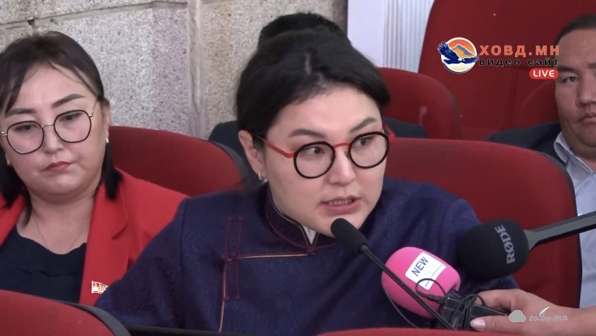 Э.Болормаа: Ховд аймагт хоолойд тулсан олон асуудал байна. Хамтдаа шийдээд явья