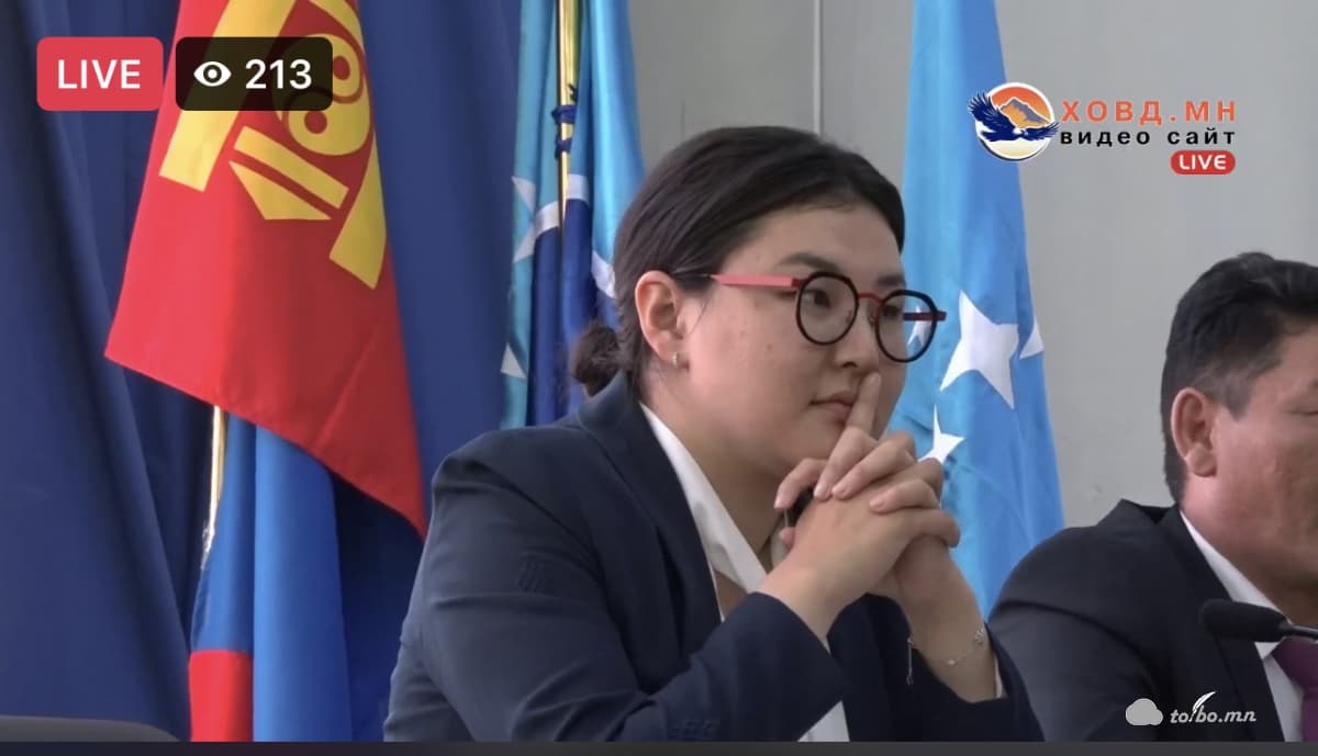 Э.Болормаа: Ховд аймагт хоолойд тулсан олон асуудлын нэг нь өвөлжилтийн бэлтгэл ажлыг хангах асуудал байна