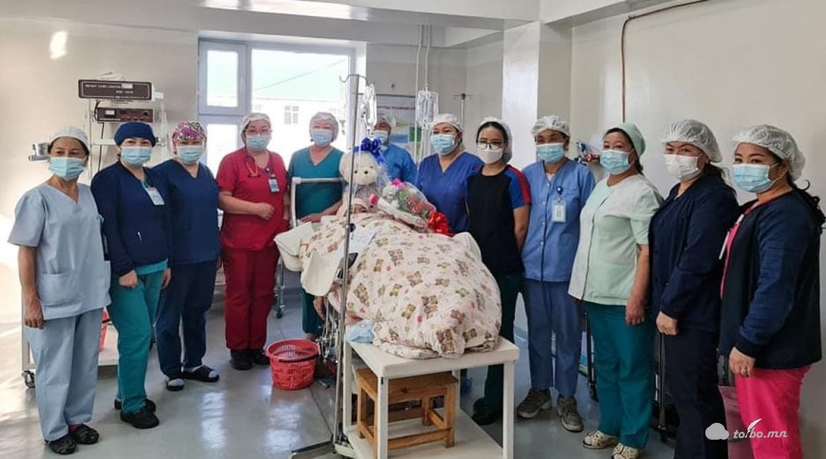 Ховд аймагт 3 ихэр хүүхэд мэндэллээ