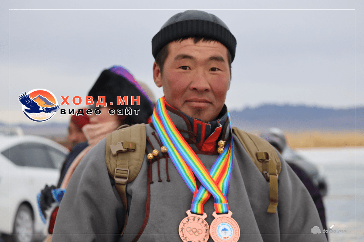 Малчин залуу Л.Гансүх “Тэшүүр”-ийн аймгийн аваргаас хос медаль хүртлээ.