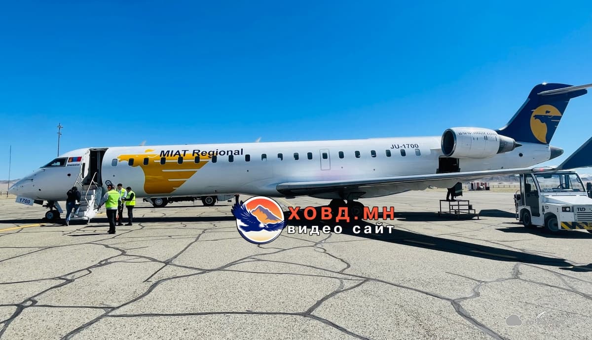 CRJ-700 “МАЗААЛАЙ”агаарын хөлөг анхны нислэгээ үйлдлээ.
