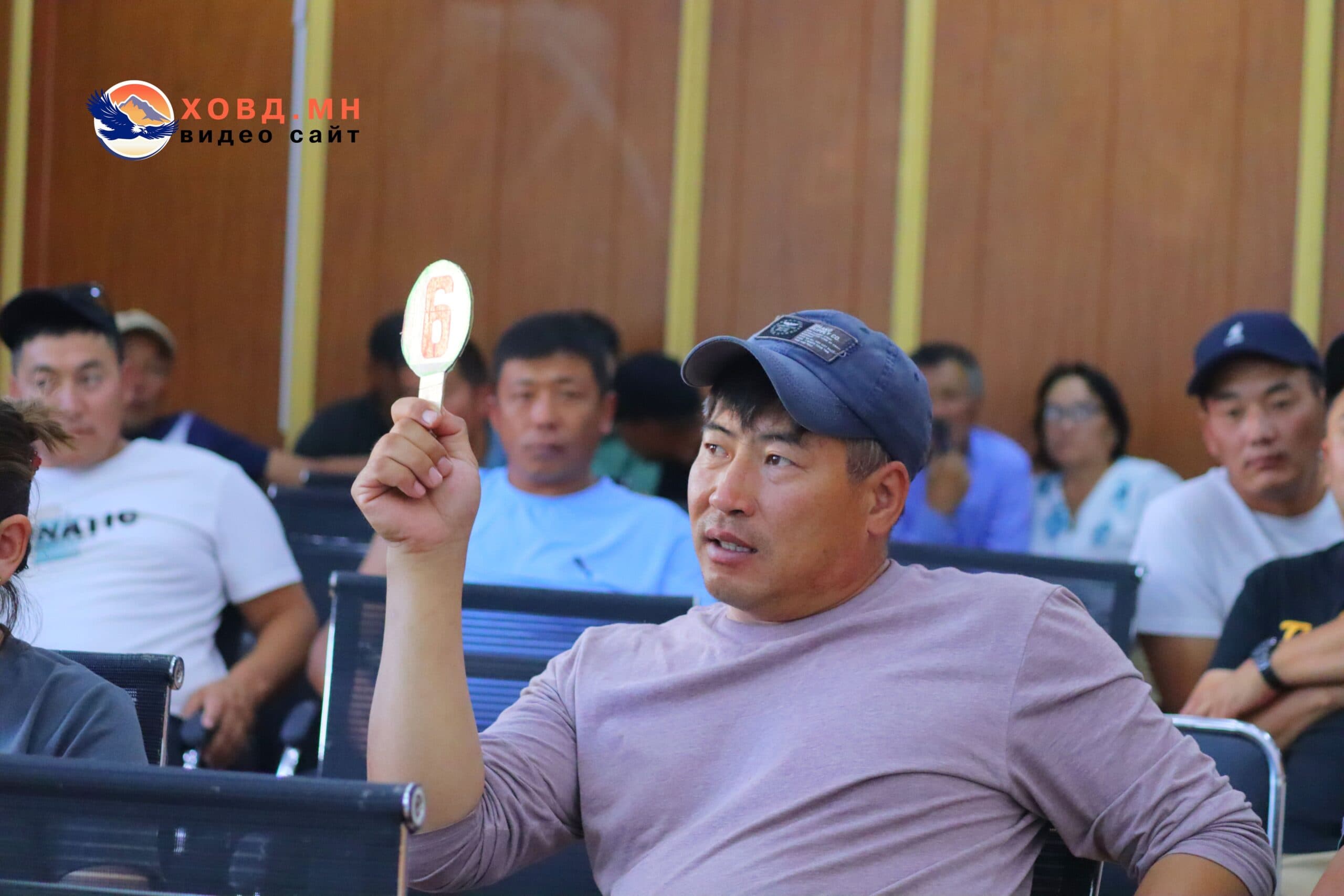 27 тээврийн хэрэгслийг дуудлага худалдаагаар борлуулж,200 гаруй сая төгрөгийг өмчийн санд төвлөрүүлжээ.