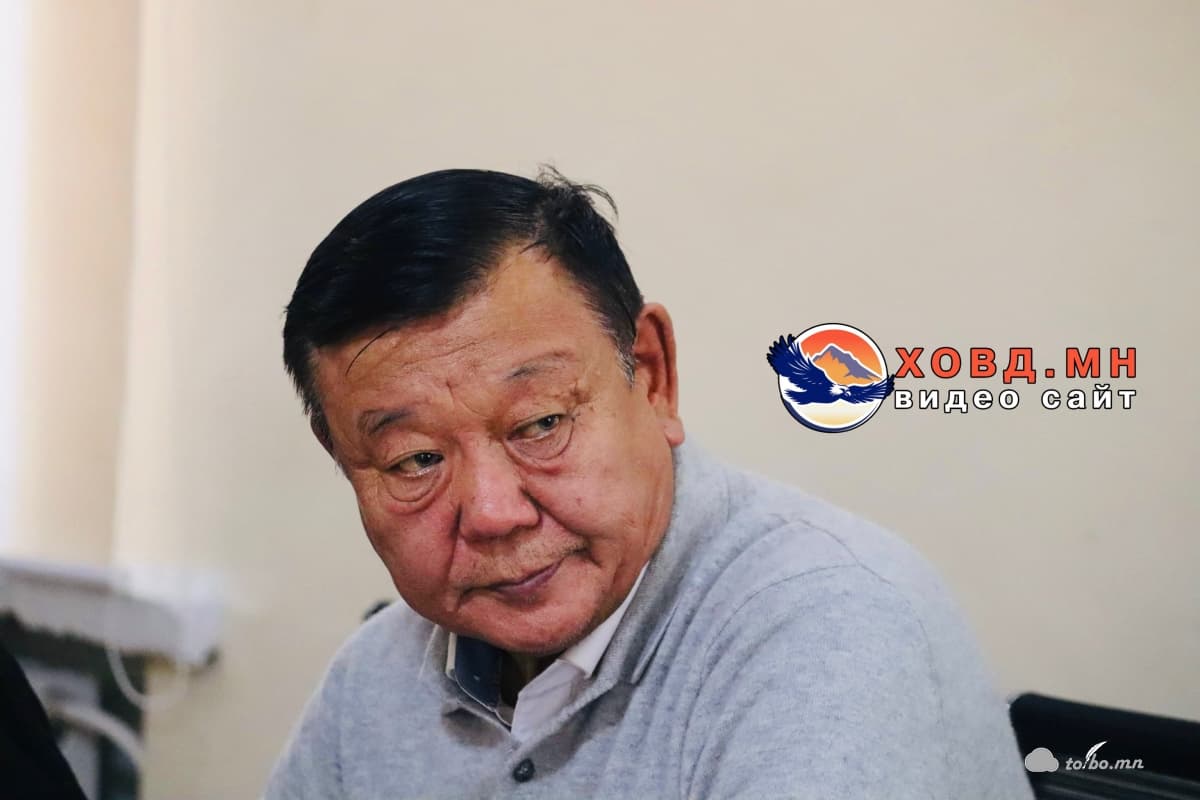 Д.Сурмаажав: Нэр бүхий хүмүүс хаалт тавьж хорлон сүйтгэх ажиллагаа явуулж байна.