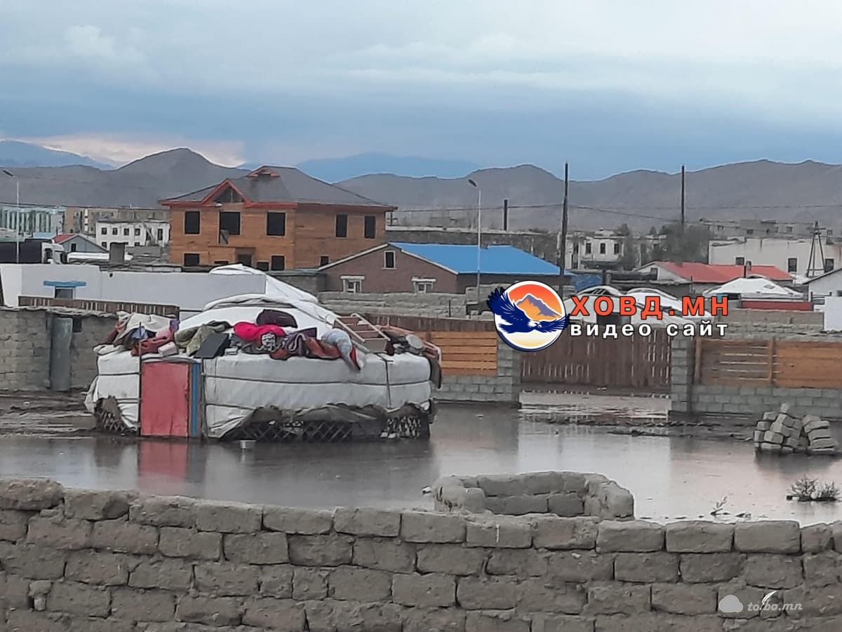 400 сая төгрөгөөр үерийн даланг шинэчилсэн ч үерийн усанд автсаар