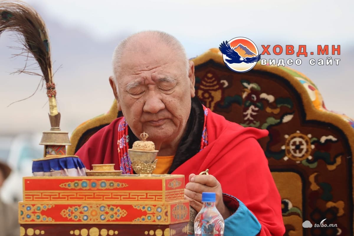 Г.Чойжамц: Баатархайрхан уул бол талын улаан гэж нэрлэгдсээр ирсэн энэ нутгийн сүр сүлд нь юм.