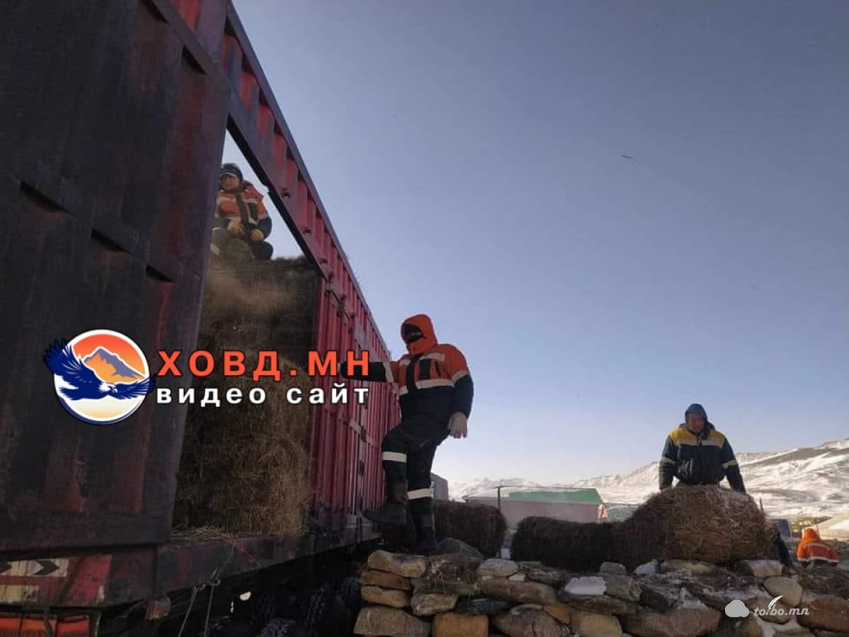 МоЭнКо ХХК-ийн малчдад хүргэх тусламжийн цуваа хөдөллөө.