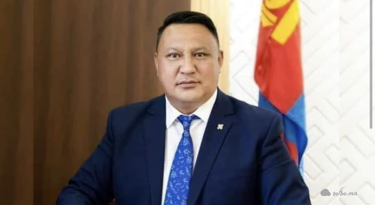 Д.Бауыржан ажлаасаа огцрох өргөдлөө өгчээ.