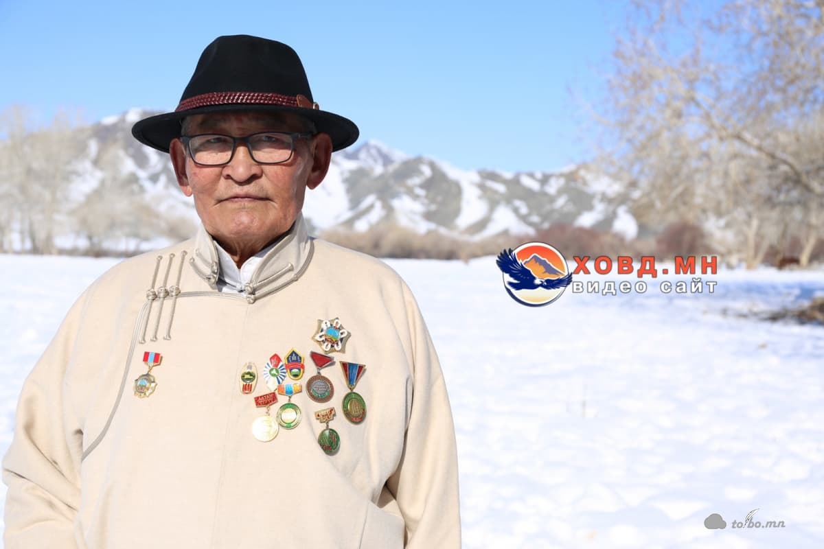 С.Бааст Монгол улсын гавьяат цол хүртлээ.